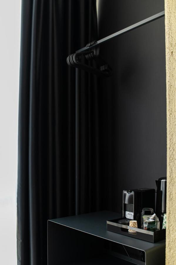 Plebiscito Boutique Rooms เนเปิลส์ ภายนอก รูปภาพ