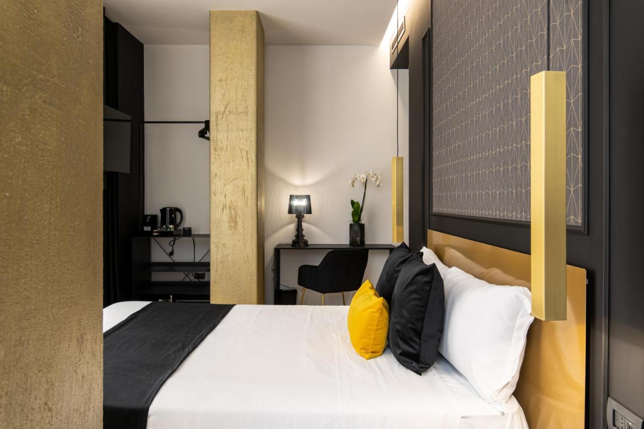 Plebiscito Boutique Rooms เนเปิลส์ ภายนอก รูปภาพ